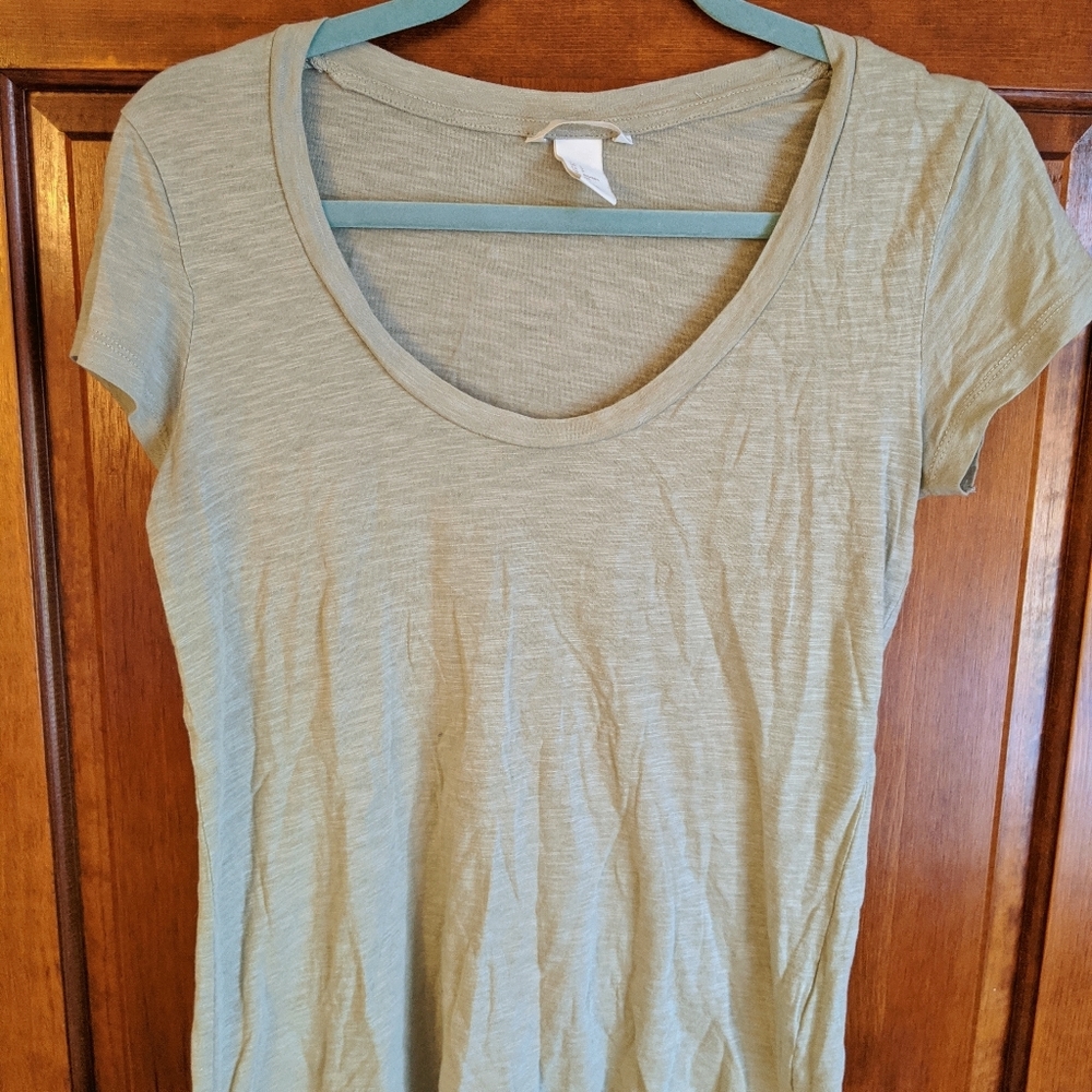 H&M Pastel Green Short Sleeve Shirt